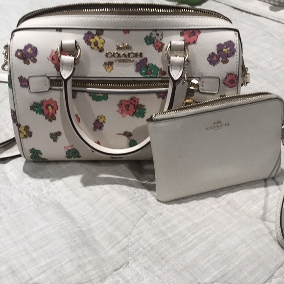 Cream and Floral Coach Satchel Bag - Picture 2 of 2